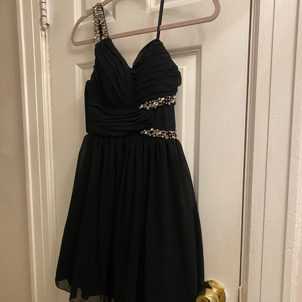 Dress! - Picture 2 of 3